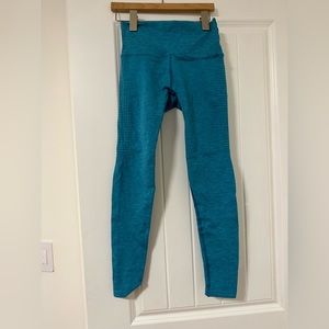 Alphalete Halo Leggings (colour: vivid blue)